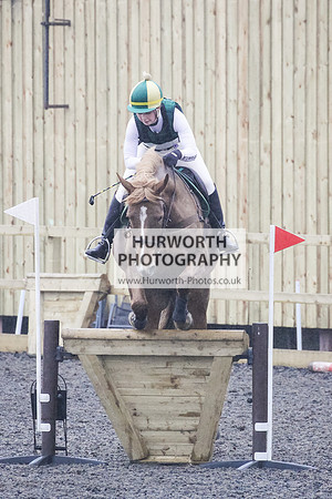Hurworth Hunt Arena Show Cross 303