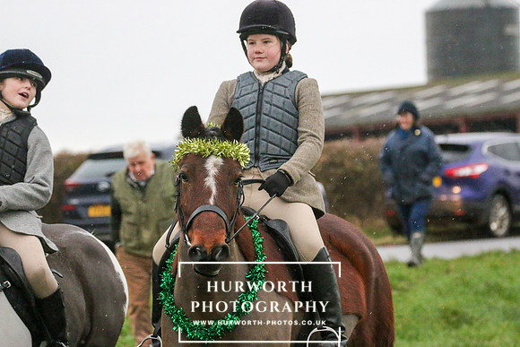 Huworth Hunt 16