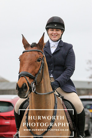 Huworth Hunt 210
