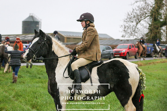 Huworth Hunt 33