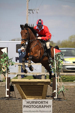 Hurworth Good Friday Show Cross 222