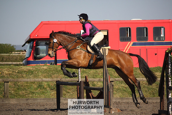 Hurworth Good Friday Show Cross 058