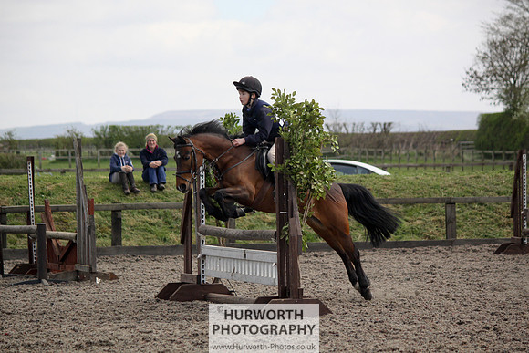 Hurworth Good Friday Show Cross 099