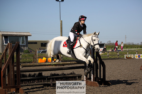 Hurworth Good Friday Show Cross 028