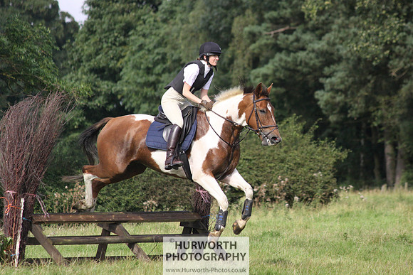 Hurworth HedgeHop 124