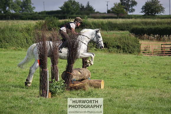 Hurworth HedgeHop 127