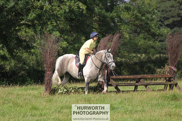 Hurworth HedgeHop 145