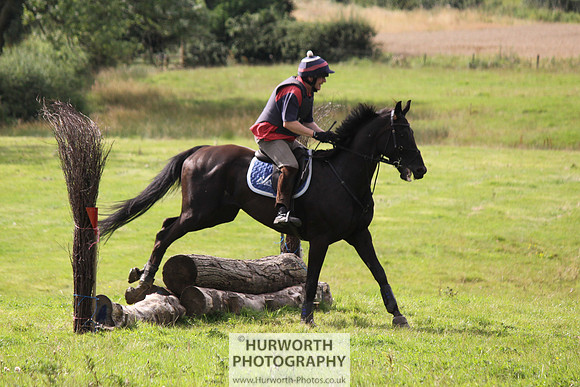 Hurworth HedgeHop 187