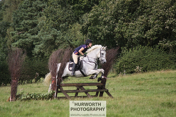 Hurworth HedgeHop 212