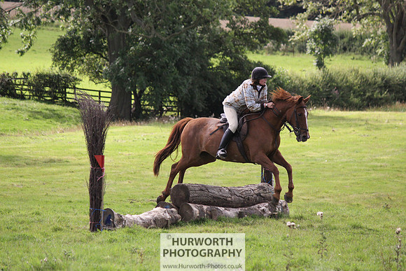 Hurworth HedgeHop 224