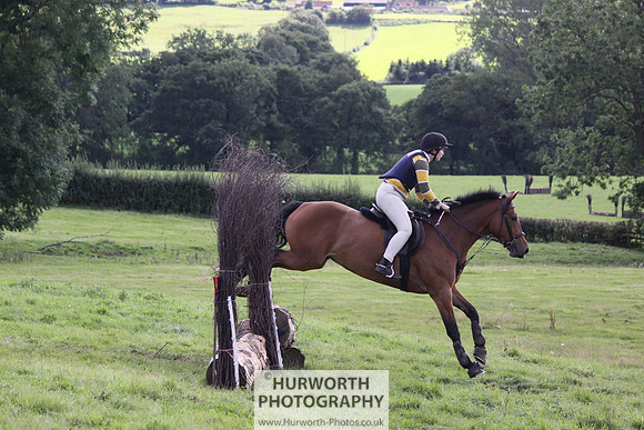 Hurworth HedgeHop 345