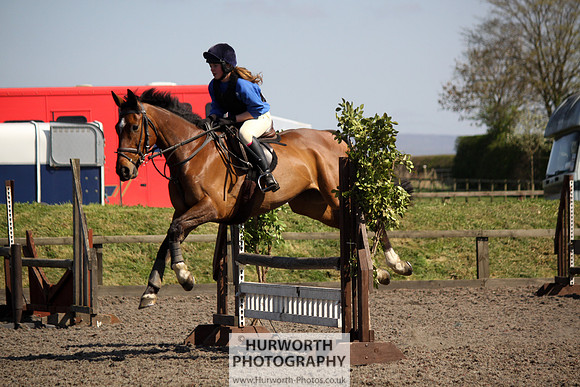 Hurworth Good Friday Show Cross 004
