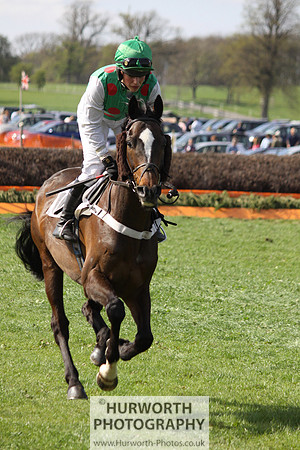Bedale Point to Point 031
