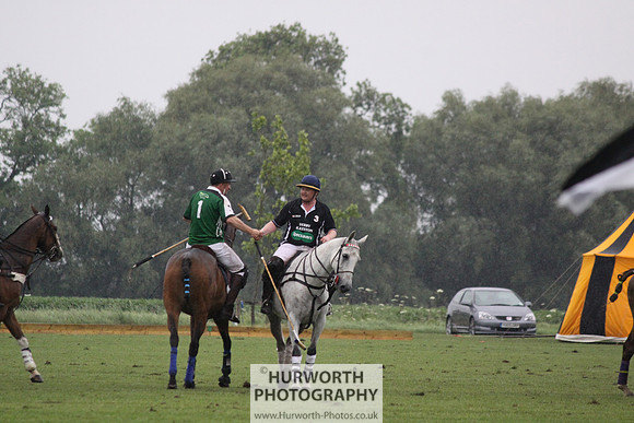 White Rose Polo 300