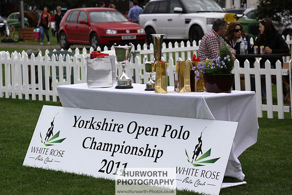 White Rose Polo 104
