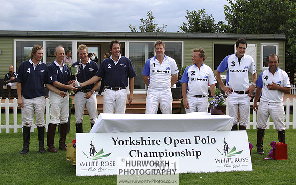 White Rose Polo 200