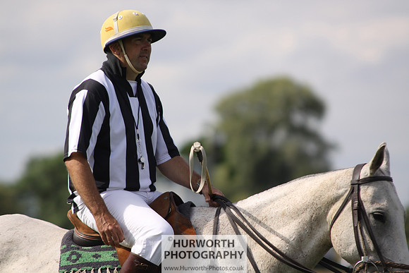 White Rose Polo 005