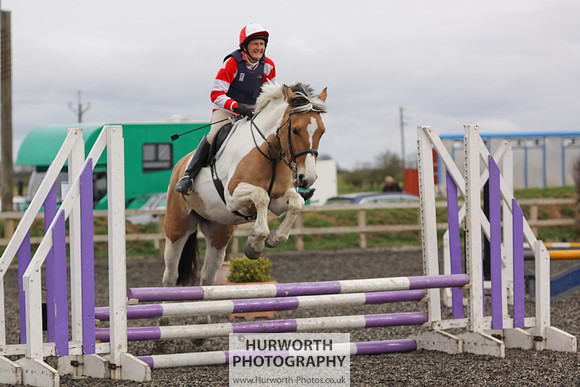 ShowCross 048