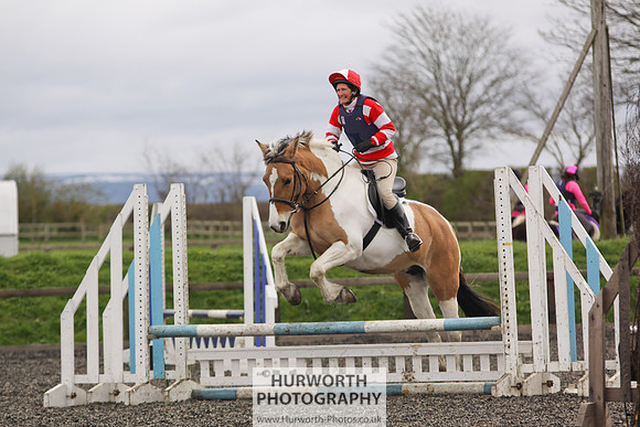 ShowCross 049