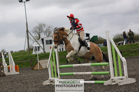 ShowCross 053