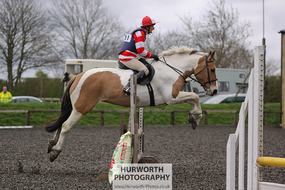 ShowCross 057
