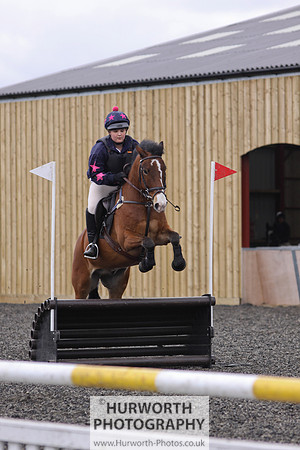 ShowCross 093