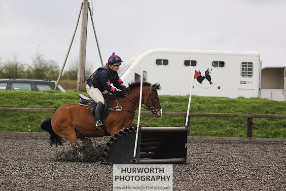 ShowCross 096