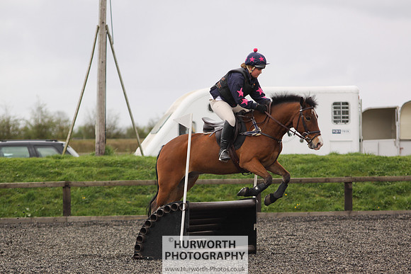 ShowCross 097