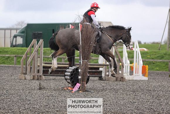 ShowCross 105