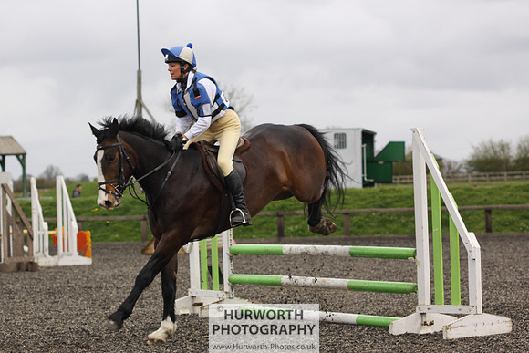 ShowCross 122