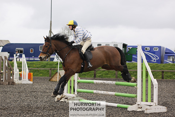 ShowCross 214