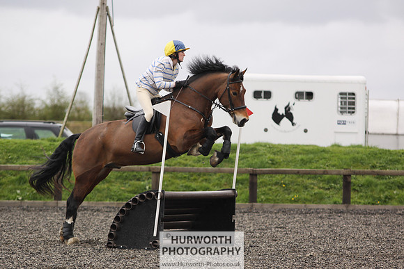 ShowCross 221