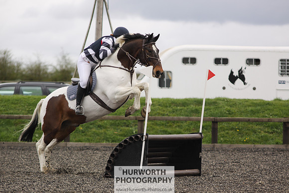 ShowCross 264