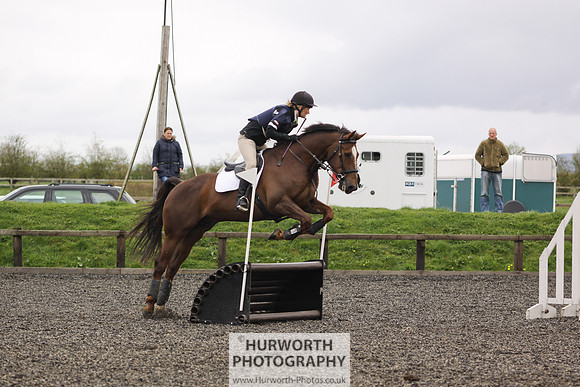 ShowCross 272
