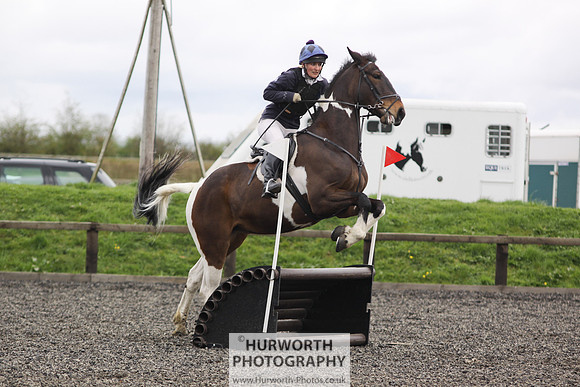 ShowCross 317