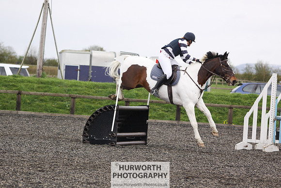 ShowCross 221