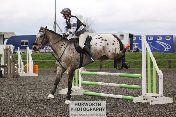 ShowCross 342