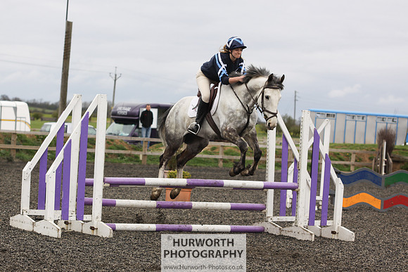 ShowCross 272