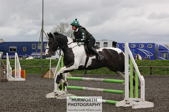ShowCross 381