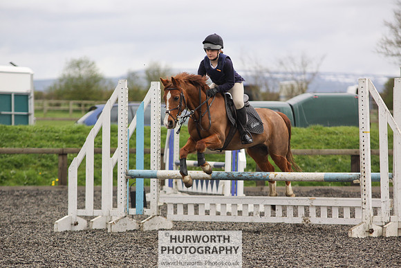 ShowCross 392