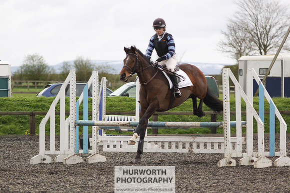 ShowCross 304