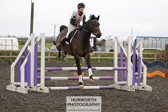 ShowCross 323