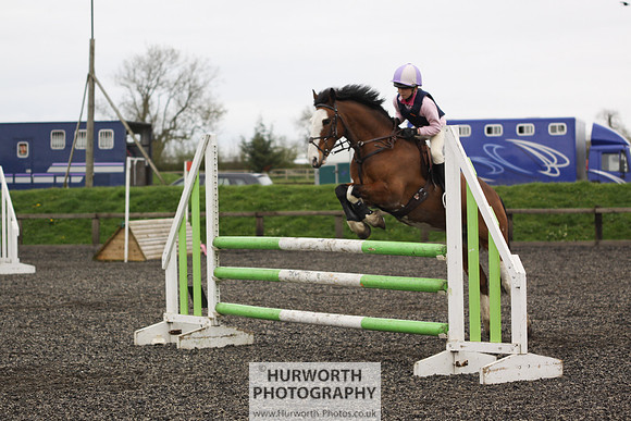 ShowCross 352