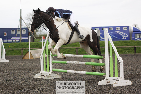 ShowCross 373