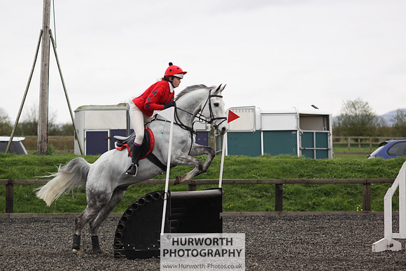 ShowCross 387