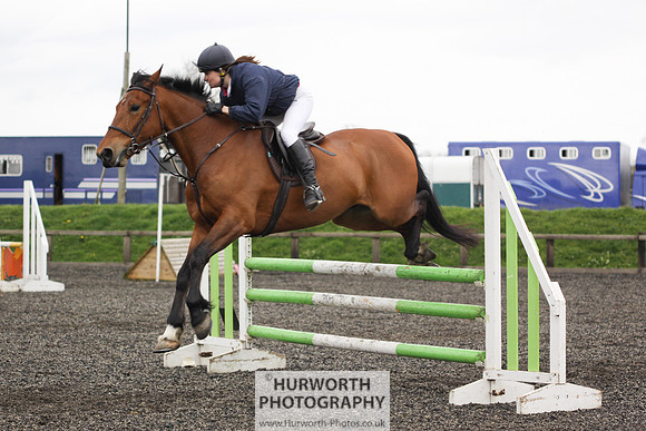 ShowCross 402