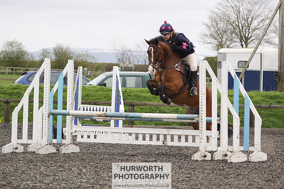 ShowCross 095