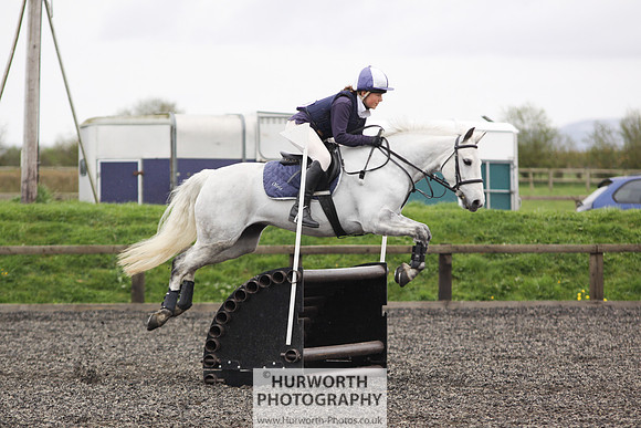 ShowCross 121