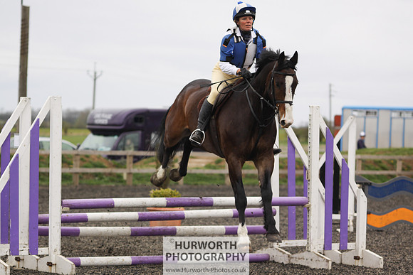 ShowCross 136