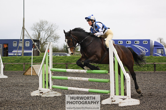 ShowCross 138